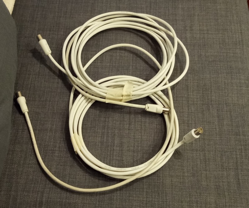 OFFER: TV cable (Hockley Port B18)